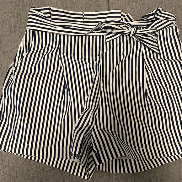 Pants - Navy & White paper bag shorts